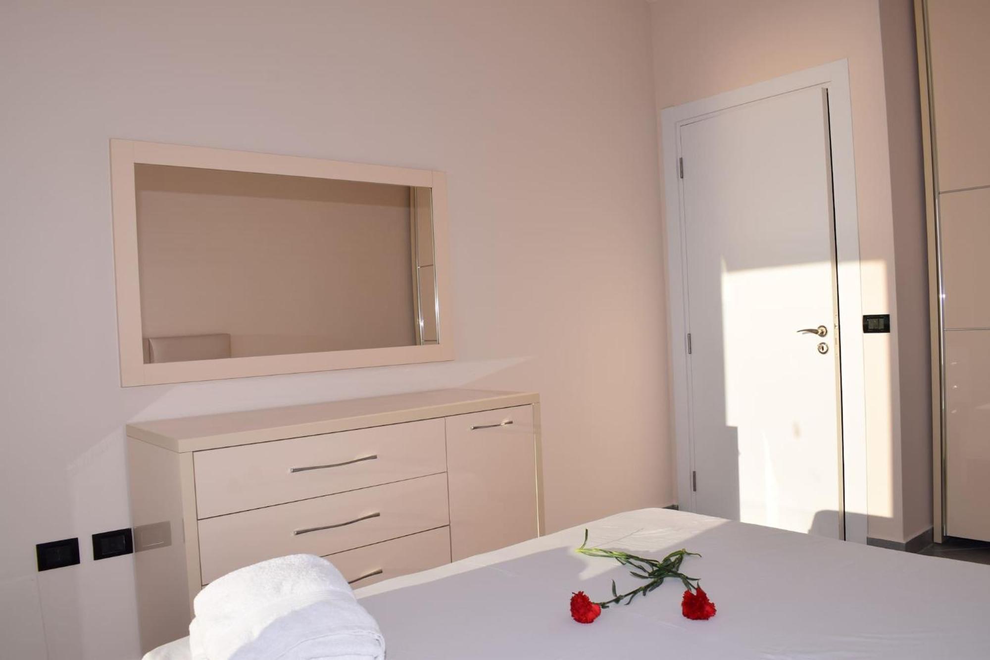 Besi Apartments Durres Bagian luar foto