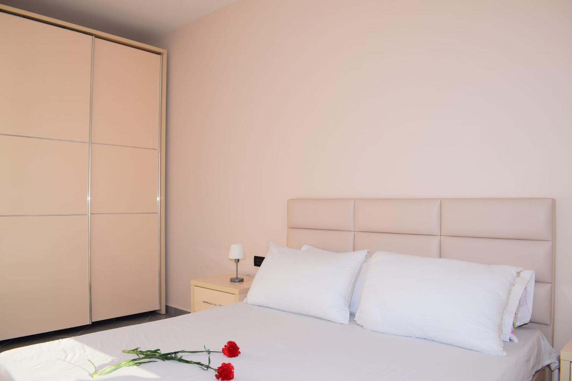 Besi Apartments Durres Bagian luar foto